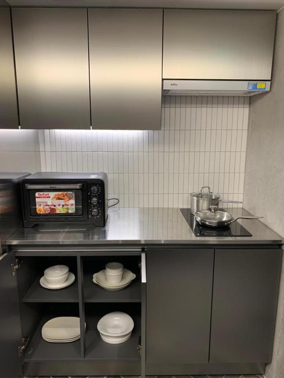Kozayo Hongdae Hostel Сеул Экстерьер фото